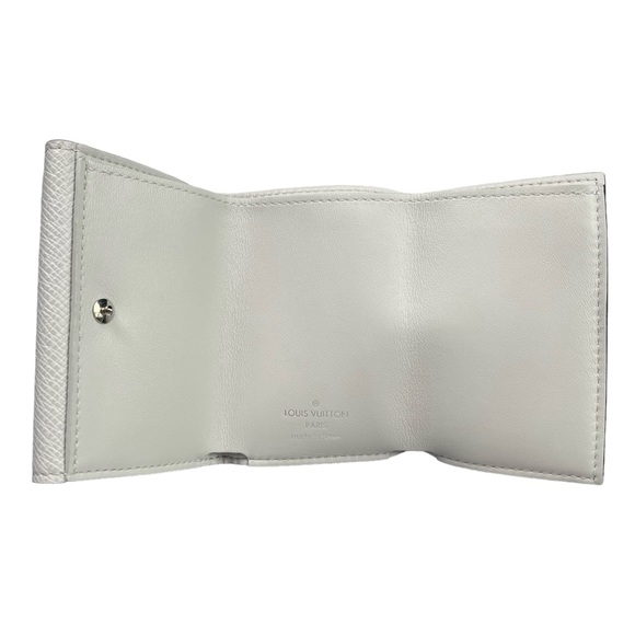 Louis Vuitton Taigarama Discovery Monogram Trifold Wallet - Picture 3 of 9